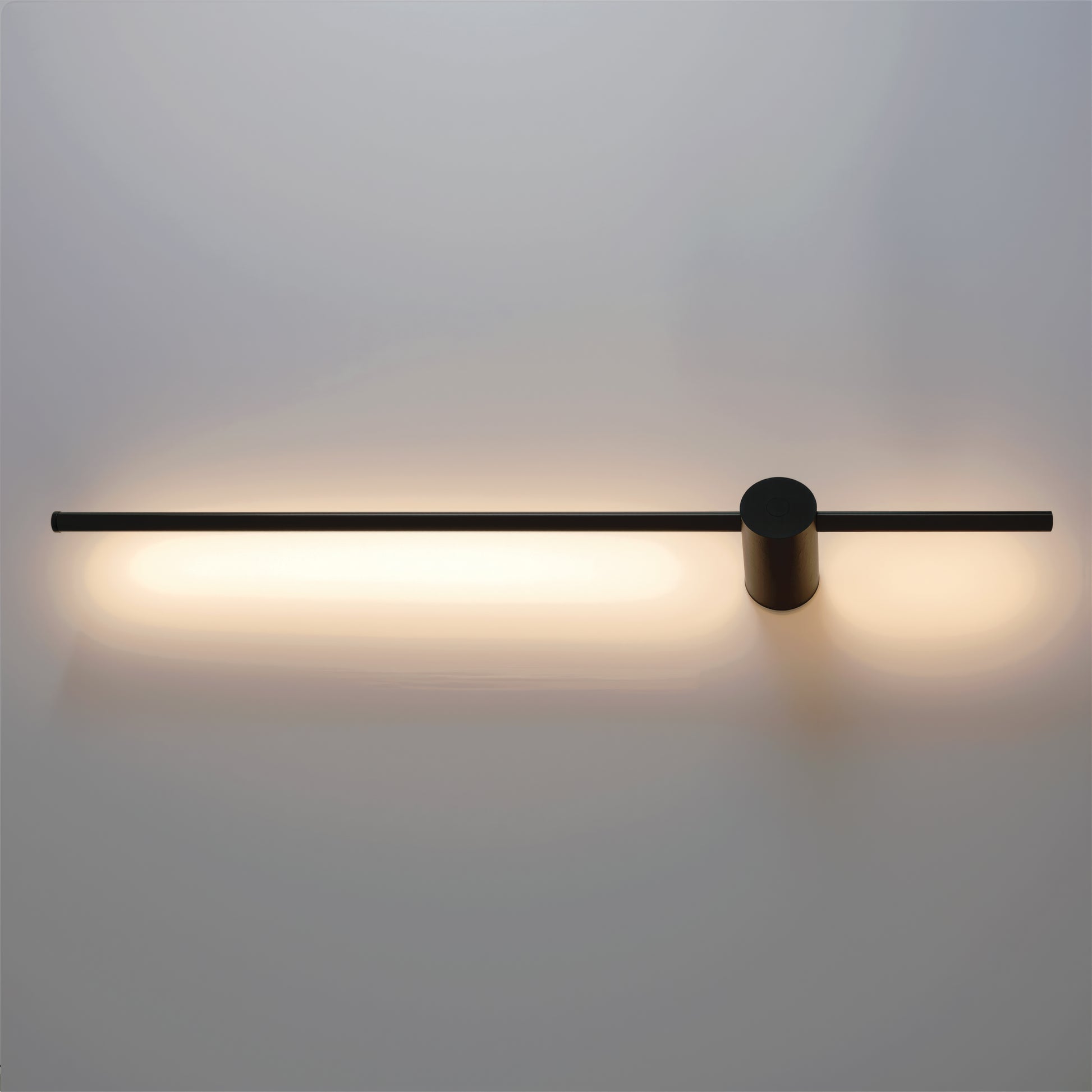 Aplica LED Angelique 24W Alb Negru Aplice de Interior Default Title Alessandro Design