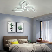 Lustra LED cu telecomanda SAKURA 37W, 3 Petale, lumina Rece/Calda/Neutra, Dimabila, Alb Lustre LED cu Telecomanda Default Title Alessandro Design
