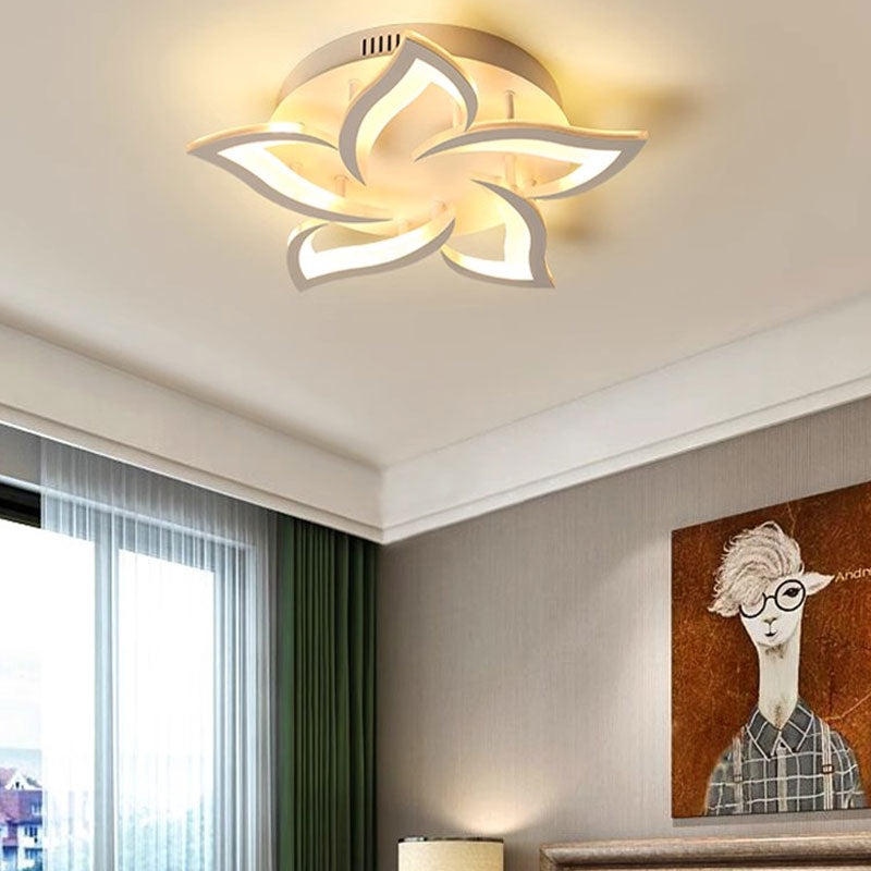 LED luster s diaľkovým ovládaním LOTUS 54W, 5 okvetných lístkov, studené/teplé/neutrálne svetlo, stmievateľné, biely LED luster s diaľkovým ovládaním Predvolený názov Alessandro Design