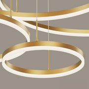 Lustra LED suspendata cu telecomanda PERU 150W, 3 Cercuri, lumina Rece/Calda/Neutra, Dimabila, Auriu Lucios, Inaltime Reglabila Lustre Moderne Default Title Alessandro Design