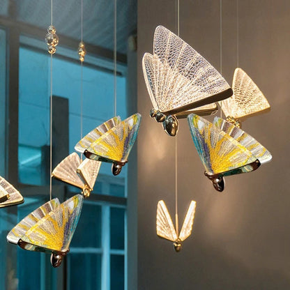 Lustră Suspendată LED Acril Butterfly 9W, Lumina Calda/Neutra/Rece 3000K/4000K/6000K, Auriu, Metal și Acril, Inaltime Reglabila Lustre LED Default Title Alessandro Design