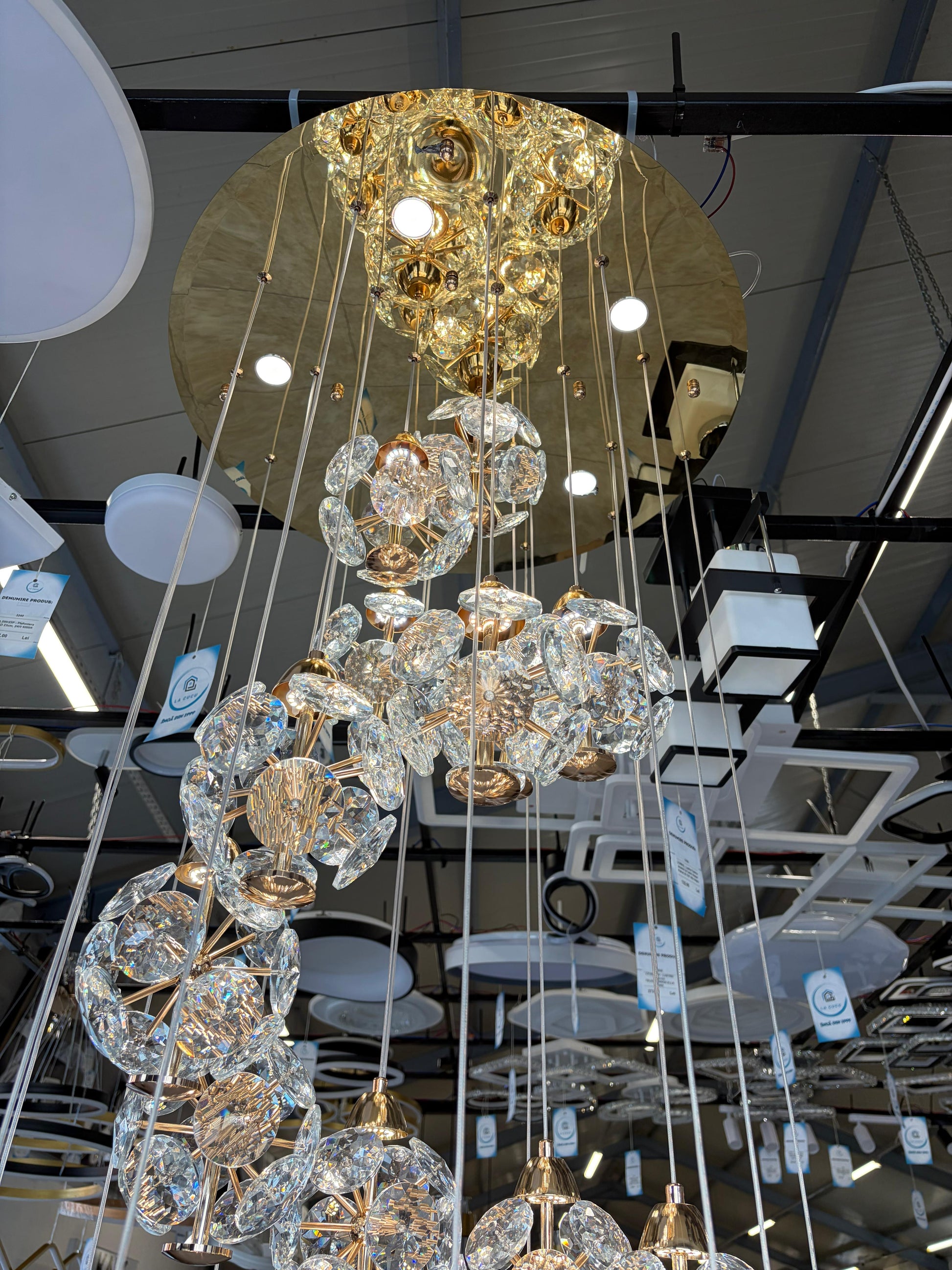 Candelabru Cristal LED KILKENNY Culmino, 144W, Lumina Neutra, Diametru 60cm, Auriu Candelabre Moderne Default Title Alessandro Design