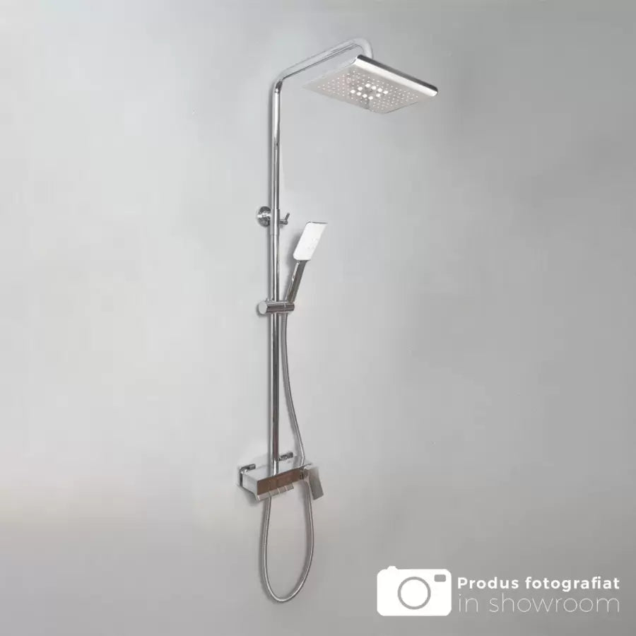 Sprchový stĺp s batériou a nastaviteľným uzáverom, sanitárna mosadz, chróm, 9920 kohútiky a sprchové stĺpy Predvolený názov Alessandro Design