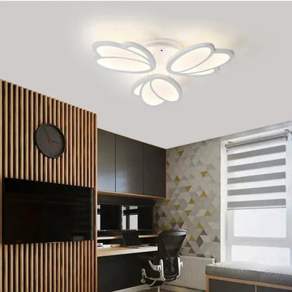 Lustra LED cu telecomanda TULIP 45W, 3 Petale, lumina Rece/Calda/Neutra, Dimabila, Alb Lustre LED cu Telecomanda Default Title Alessandro Design