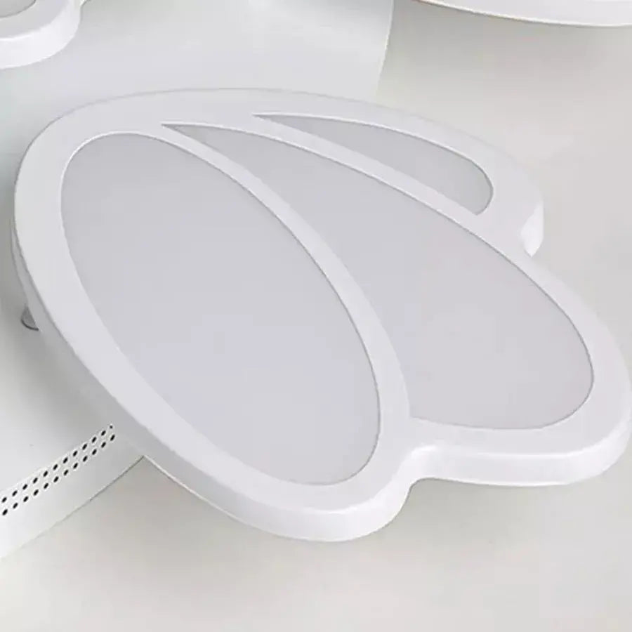 Lustra LED cu telecomanda TULIP 45W, 3 Petale, lumina Rece/Calda/Neutra, Dimabila, Alb Lustre LED cu Telecomanda Default Title Alessandro Design